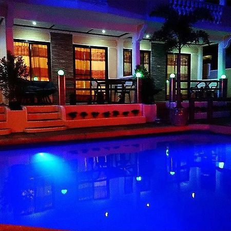 Sabang Inn Beach Resort Puerto Galera Bagian luar foto