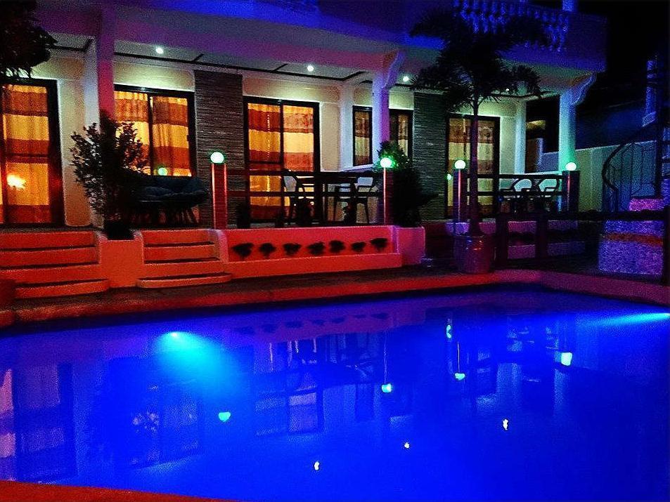 Sabang Inn Beach Resort Puerto Galera Bagian luar foto